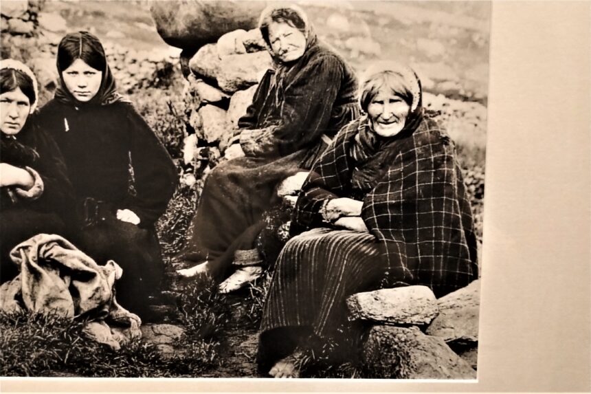 Image of highlanders from 19th c
